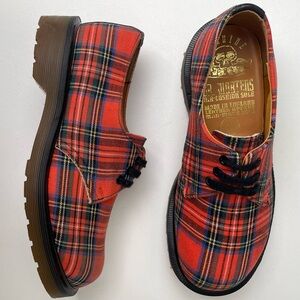Vintage Dr. Martens NaNa MIE Red Black Plaid Checkered Fabric Oxfords UK 5